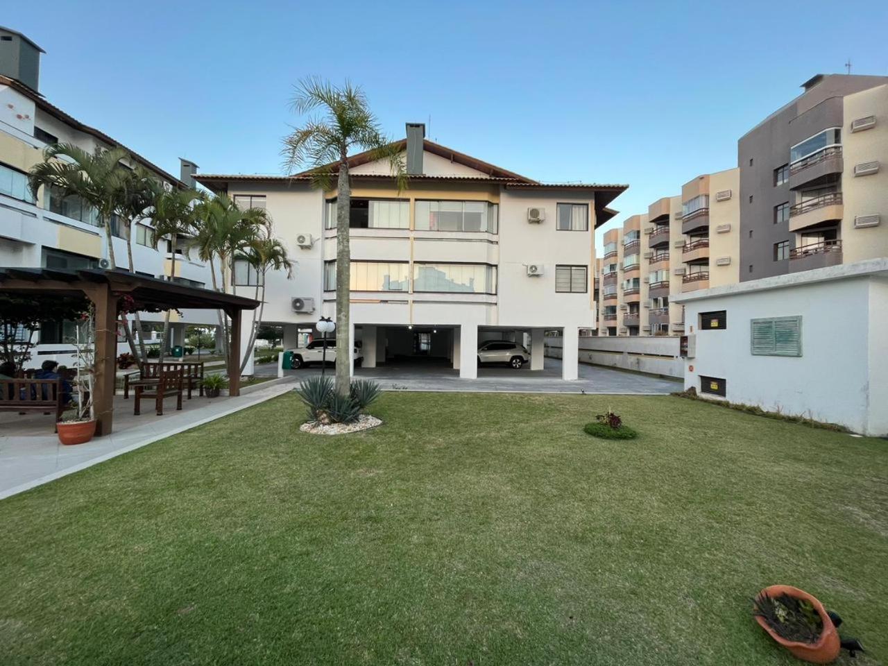 Lindo Apto Beira Mar Praia Ingleses Florianopolis Exterior photo